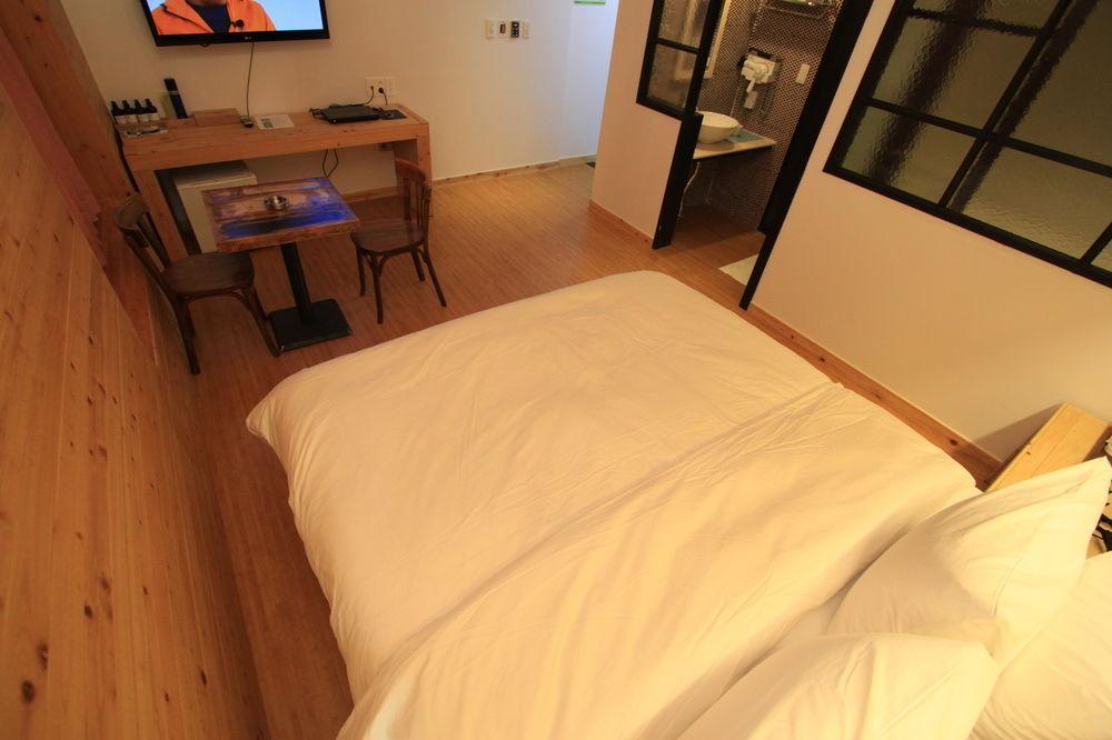 Hound Hotel Changwon Zewnętrze zdjęcie