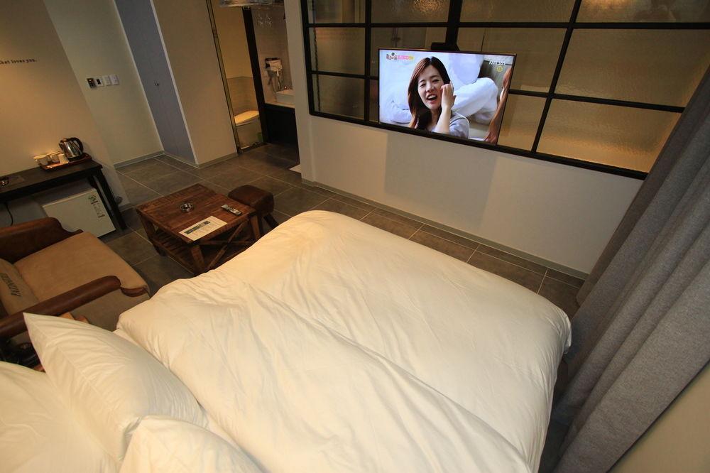 Hound Hotel Changwon Zewnętrze zdjęcie