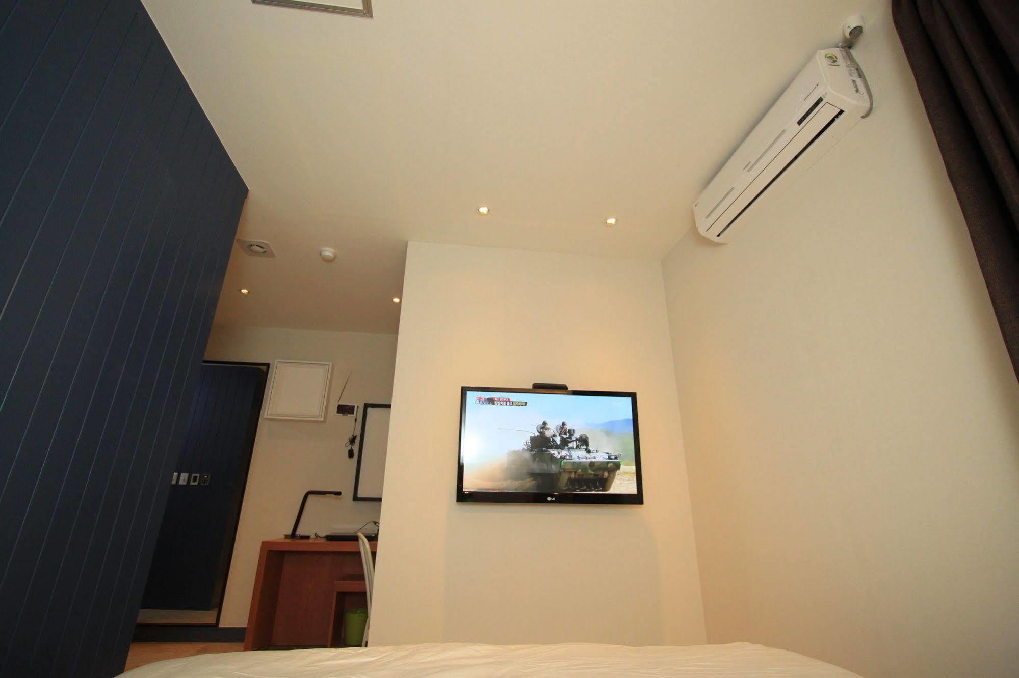 Hound Hotel Changwon Zewnętrze zdjęcie