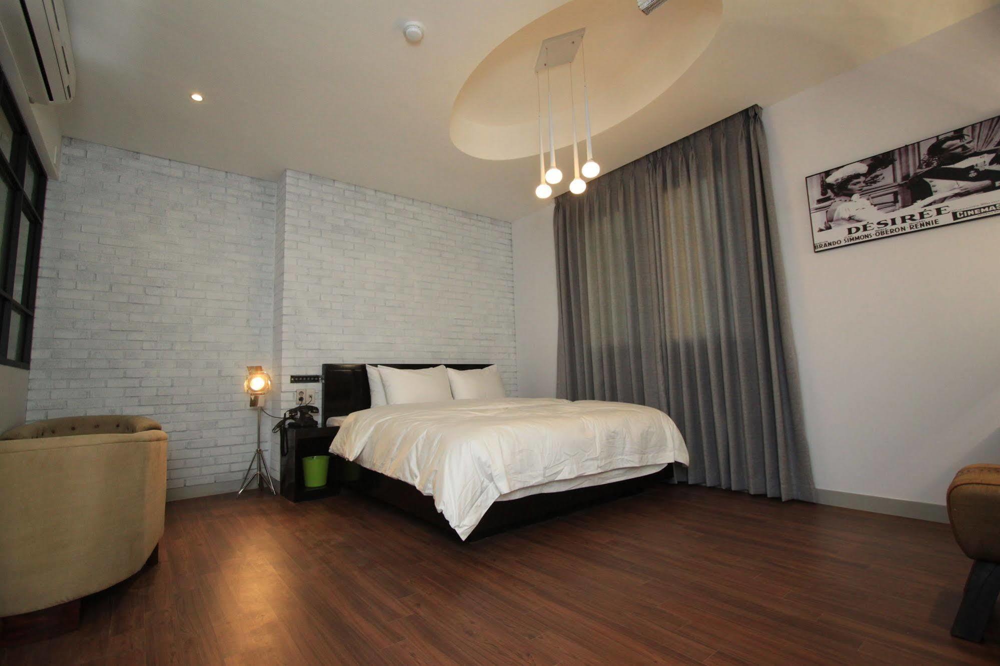 Hound Hotel Changwon Zewnętrze zdjęcie
