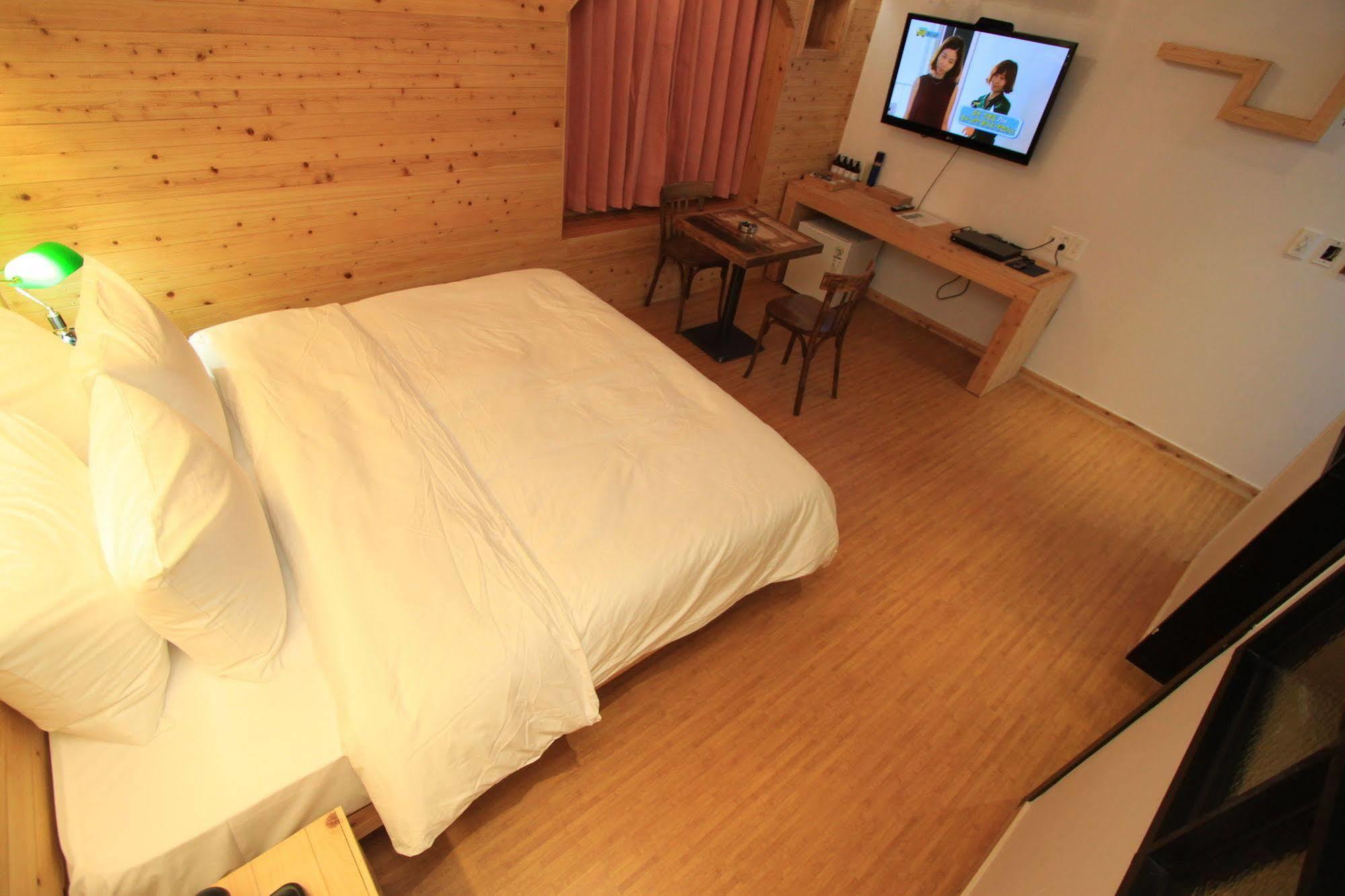Hound Hotel Changwon Zewnętrze zdjęcie